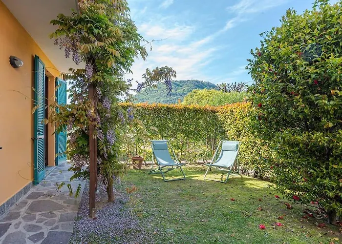 Lägenhet Cozy With Garden Bellagio